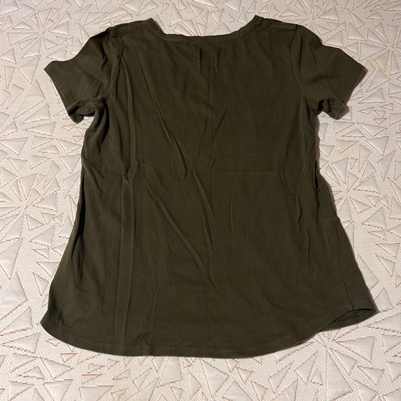 Old Navy Everywear Pineapple Tee XS - Picture 5 of 6